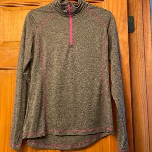 Danskin running shirt